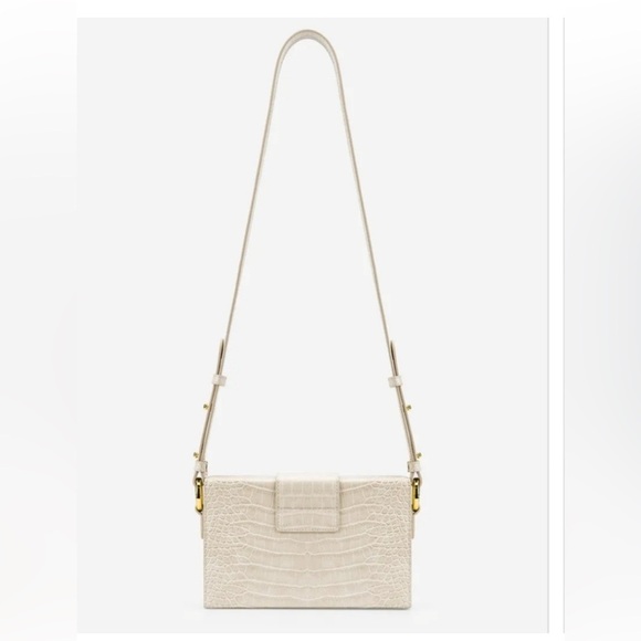 JW PEl Ivory Croc Grace
Box Bag NWOT Contemporary, Elegant, Simplicity, Chic - Picture 4 of 17